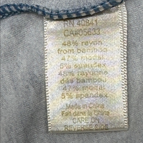 Aventura Sleeveless Blouse. Medium? - Picture 9 of 10